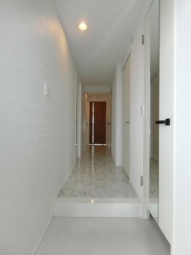 ムーンコート梅満の玄関|きれいな玄関です