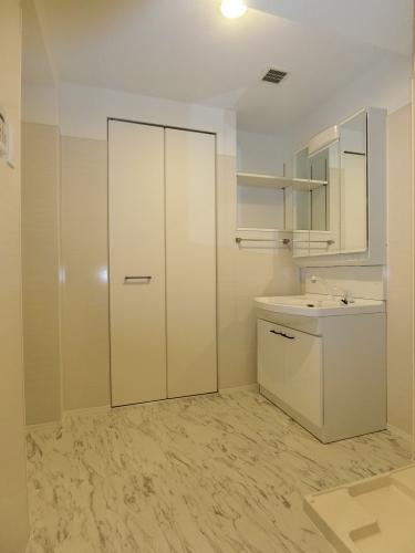 ムーンコート梅満の独立洗面台|独立洗面化粧台付き