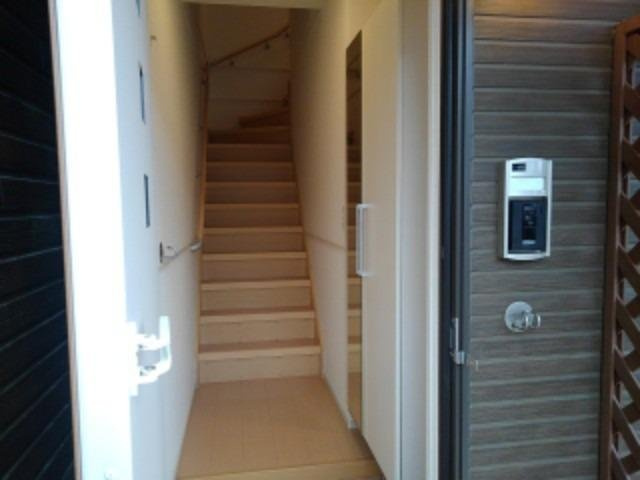 Ｄｅａｒ　ＣａｕｒｔⅠの玄関|毎日通る玄関はこちらです