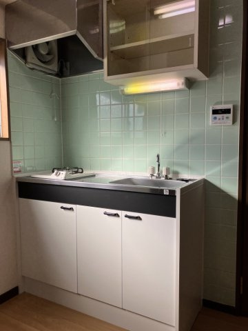 フラットグレースのキッチン|写真は別の部屋になります