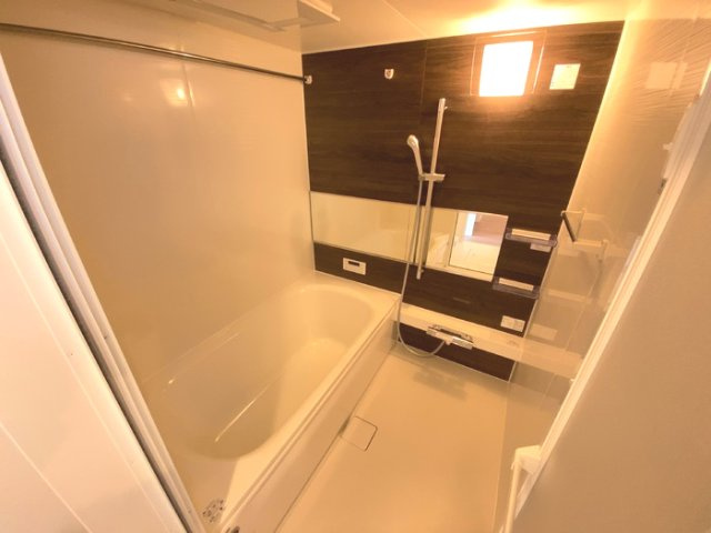 合志市須屋のアパートの浴室