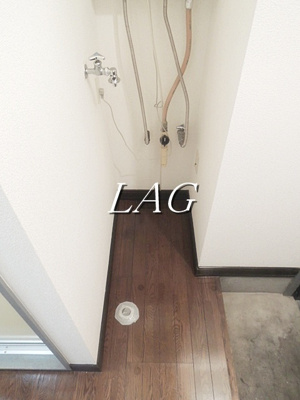 【設備】 | パークパレス綾瀬 | 室内洗濯機置場です。