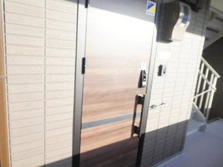 【玄関】 | シェーングラース　Ｄ