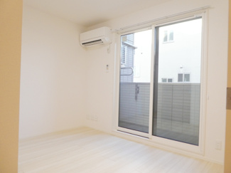 【居間・リビング】 | シェーングラース　Ｄ