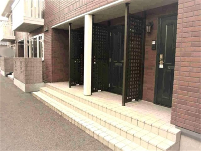 【エントランス】 | カンタベリ・