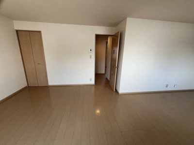 【洋室】 | カンタベリ・