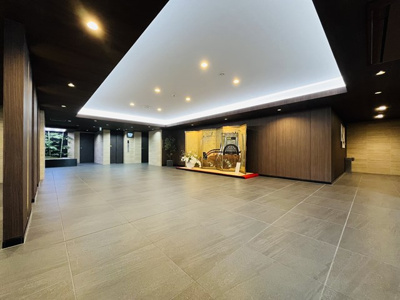 【エントランス】 | イーグルコート京都御所南プレミアム迎賓館