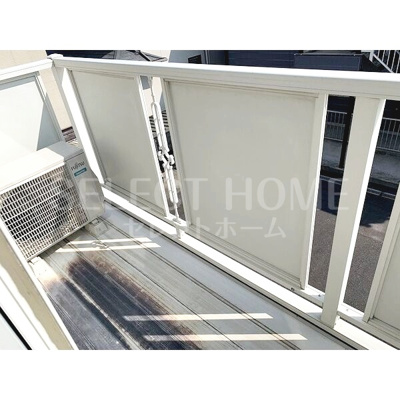 【バルコニー】 | Surplus大樹寺B | 開放的で明るい空間を演出してくれるバルコニーです