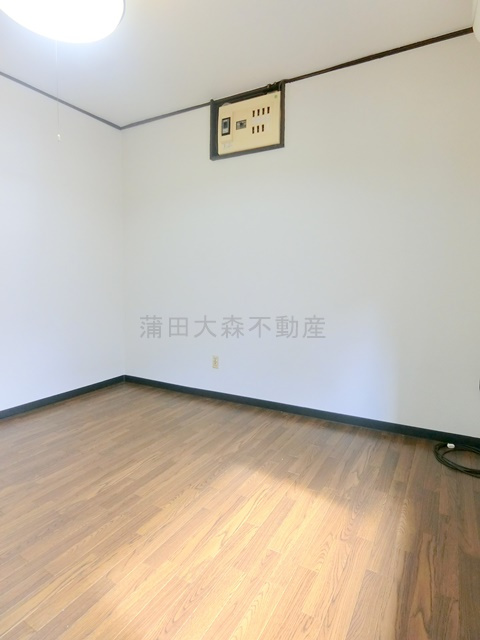 東馬込戸建の内装|1階洋室