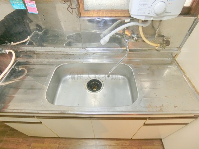 東馬込戸建のキッチン