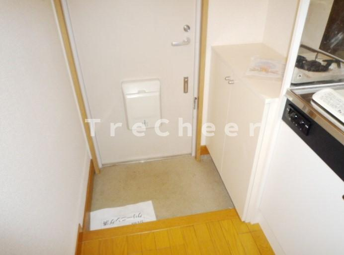 パルコートジュネスの玄関