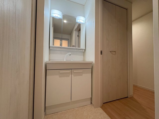 Ｓｕｍａｉ－ｔｏ市川市大洲の独立洗面台