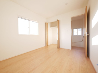 【洋室】 | 甲斐市下今井 オール電化新築戸建全2棟 1号棟 北西角地 | 建物施工例