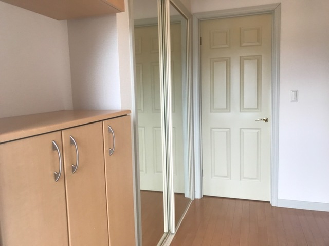 エミスフェールの玄関|※同タイプの部屋写真です