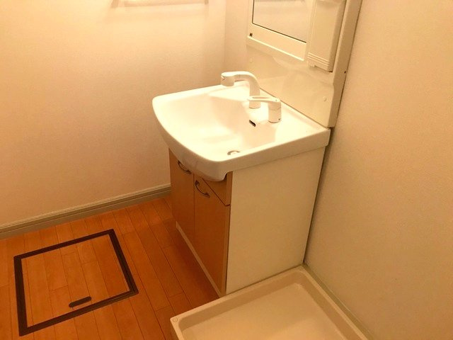 エミスフェールの洗面所|※同タイプの部屋写真です