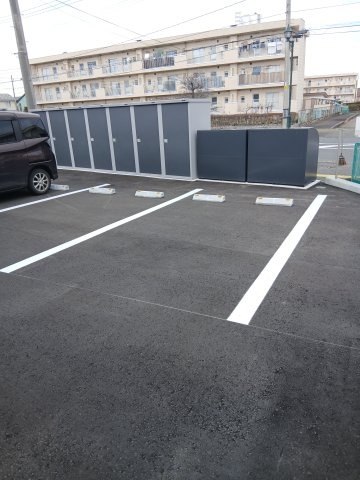 Lien(リアン)Bの駐車場