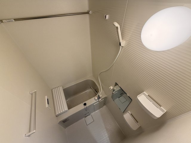 Ours Lavande（ウルス　ラヴァンド）の浴室