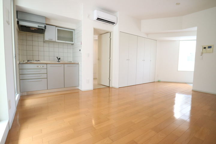 プライムアーバン四谷外苑東のキッチン|※参考写真