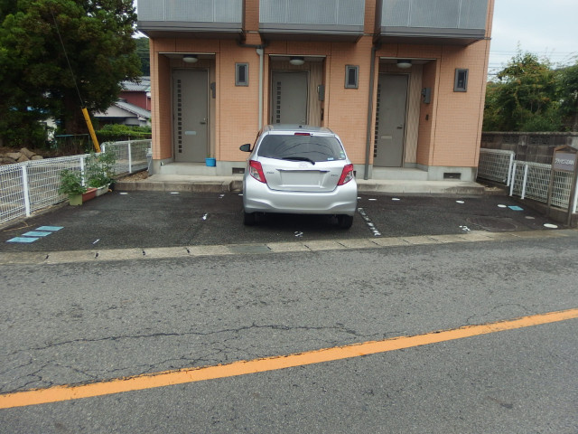 プチハウスＤＡＮの駐車場