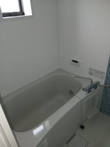 Lien(リアン)Bの浴室