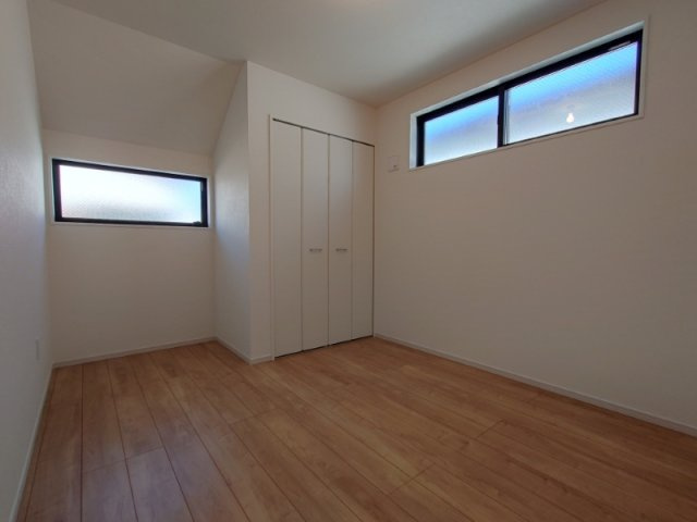 所沢市下安松 全2棟 新築分譲住宅の洋室