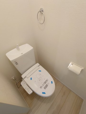 所沢市下安松 全2棟 新築分譲住宅のトイレ|2F