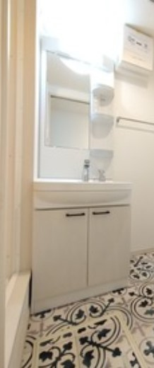 ソルナクレイシア西荻窪Ⅱの洗面所