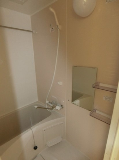 ソルナクレイシア西荻窪Ⅱの浴室