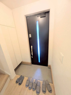 【玄関】 | ケイアイグレース本願寺町1期 | キャンペーン対象物件です♪詳細は弊社ホームページもしくはスタッフまでお気軽にお問合せ下さいませ♪ お役に立てる自信があります♪