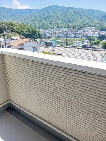 ベルメゾンのバルコニー|お洗濯にも便利なバルコニー付き