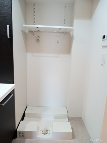 ポレスター平和大通りプレミアムレジデンスの洗面所