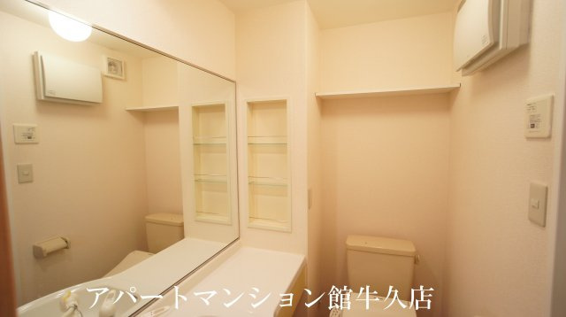 グランドセントレア８８８ Ａ・Ｂの独立洗面台