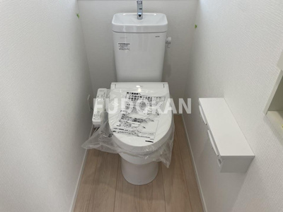 【トイレ】 | 山辺町山辺第12【新築建売】1号棟 | 節水タイプのトイレは水道代の節約に繋がります。