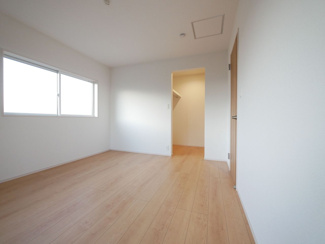 【洋室】 | 甲斐市下今井 オール電化新築全2棟 2棟 南道路 ラザ4分 | 2階7帖洋室