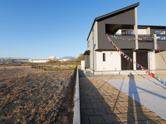 【周辺】 | 敷地西側境界