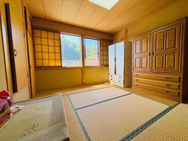東松山市葛袋　中古戸建の和室|２階和室