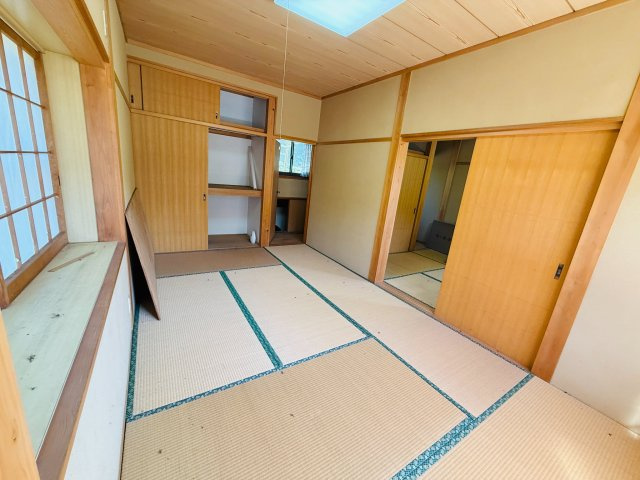 東松山市葛袋　中古戸建の和室|２階和室