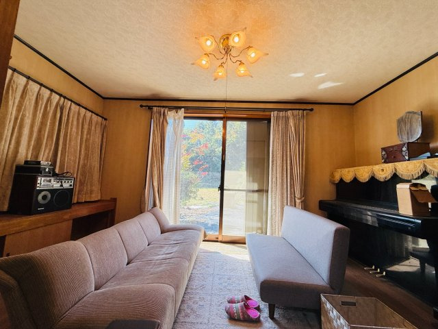 東松山市葛袋　中古戸建の洋室|１階洋室