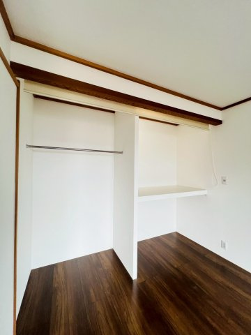 塩屋町３丁目貸家の収納