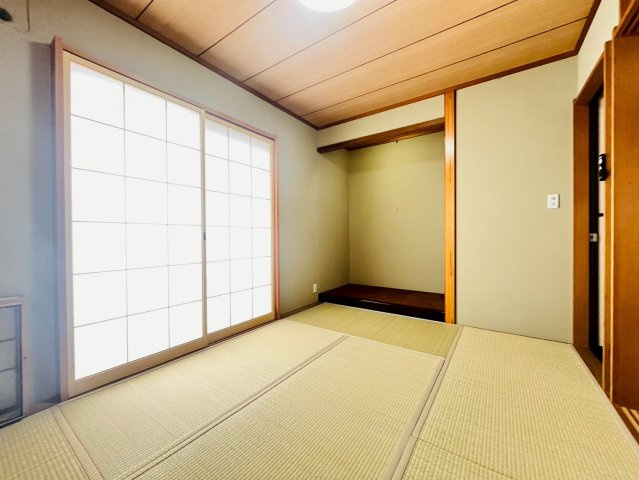 塩屋町３丁目貸家の和室