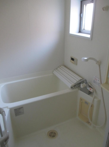 テリア呉本通2007の浴室