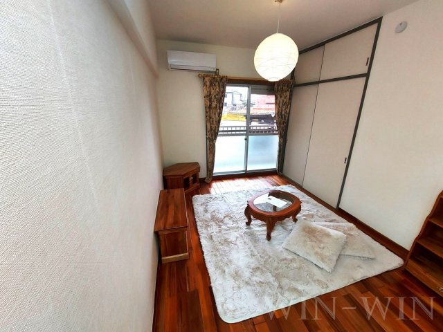 ユトリロ北山の居間・リビング