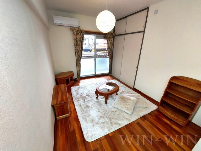 ユトリロ北山の居間・リビング