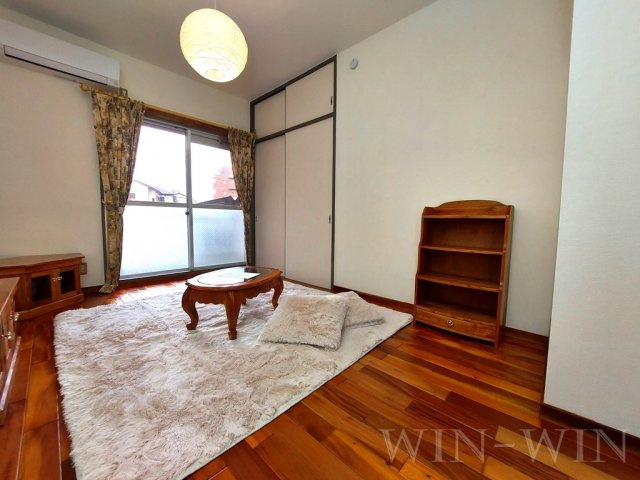 ユトリロ北山の居間・リビング