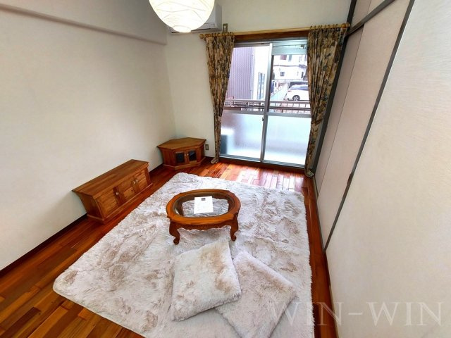 ユトリロ北山の居間・リビング