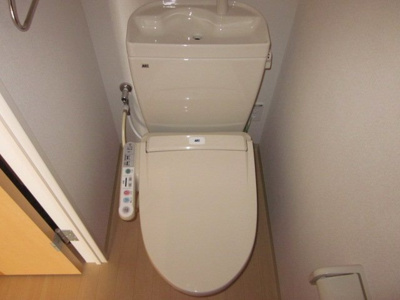 【トイレ】 | プリムローズ | シャワー付トイレ