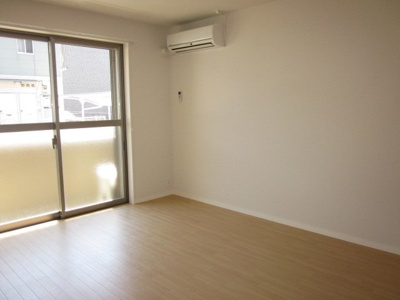 【居間・リビング】 | プリムローズ | 洋室