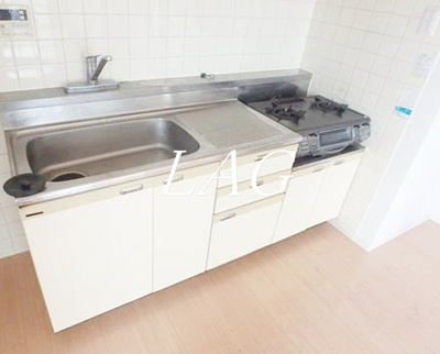 【キッチン】 | ホワイトコートⅢ | キッチンです。