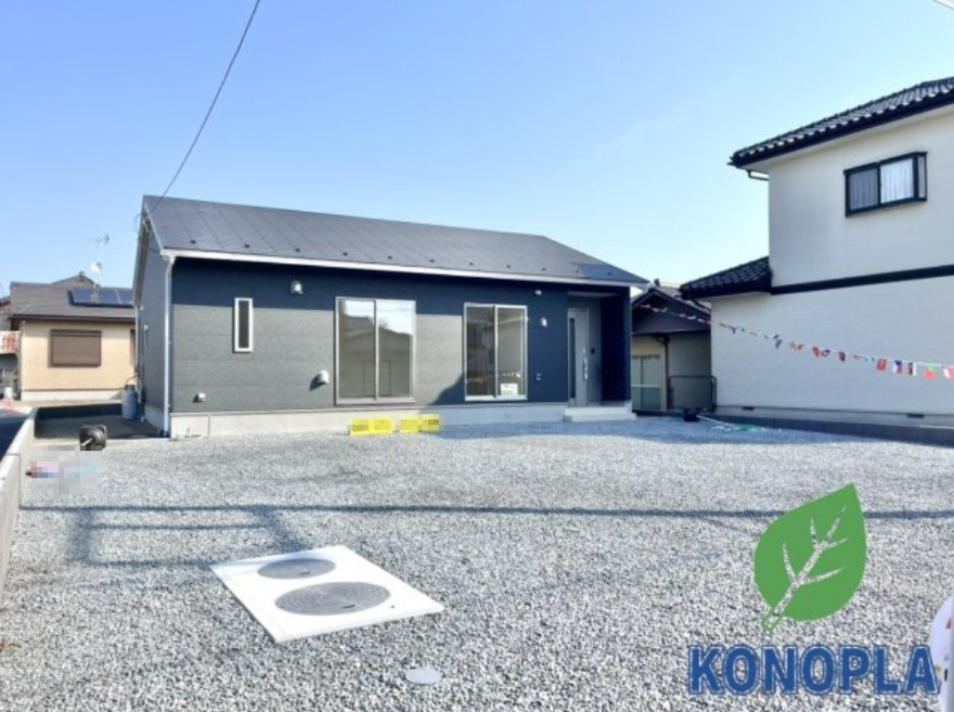 【新築戸建】上里町大御堂第4の外観|■外観（2号棟）|シンプルで洗練されたデザインは住まう人の色に染まり、個性を映し出します♪本日見学可能(*＾＾*)