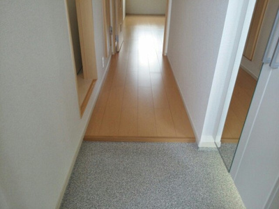 【玄関】 | ラ・ルーチェ